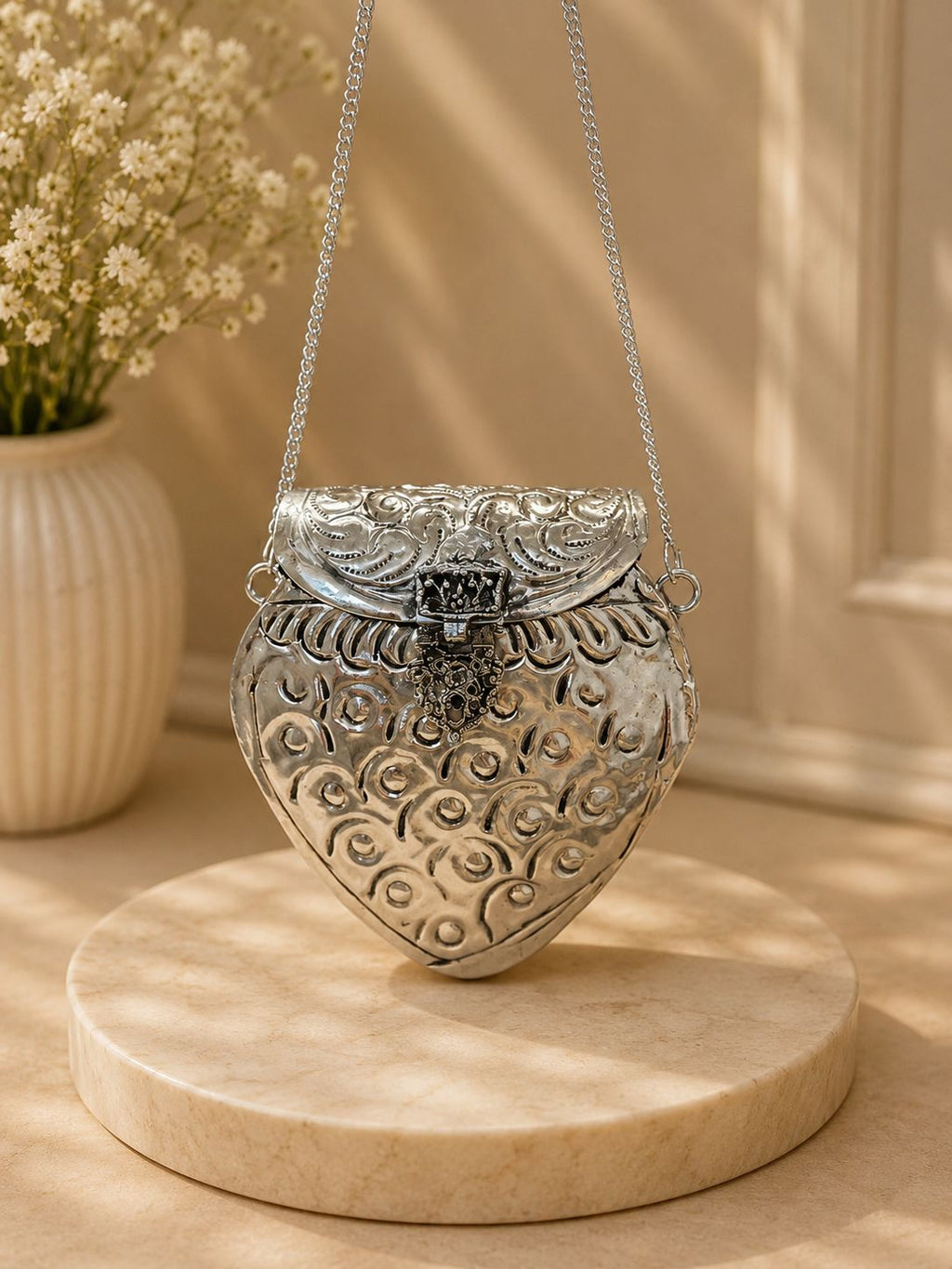 Silver metal clutch