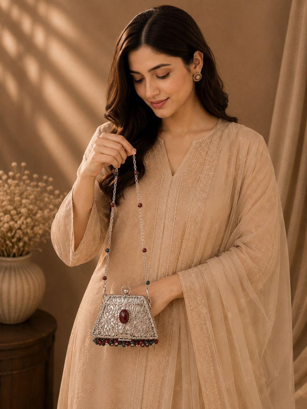 silver metal clutch