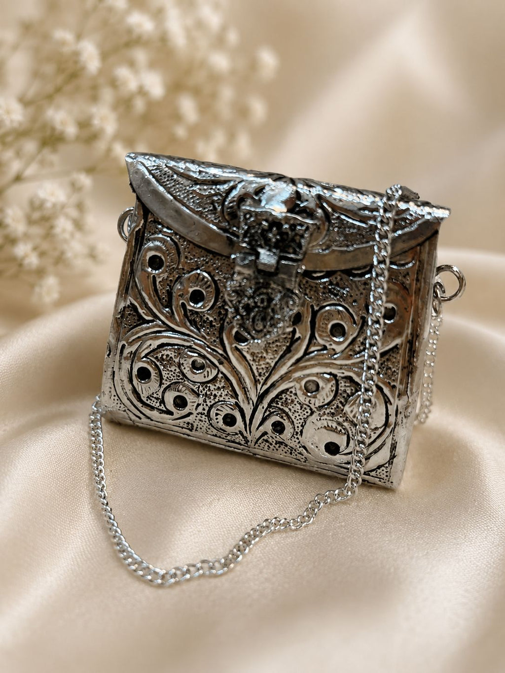 Silver metal clutch